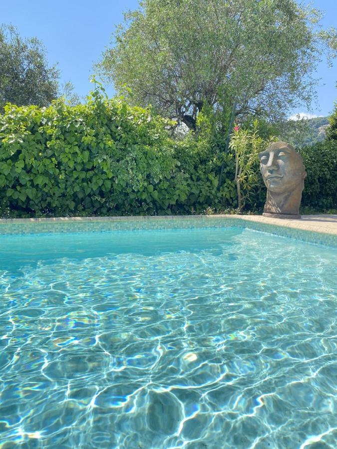 Gite De Charme Spa Et Piscine Grasse Esterno foto